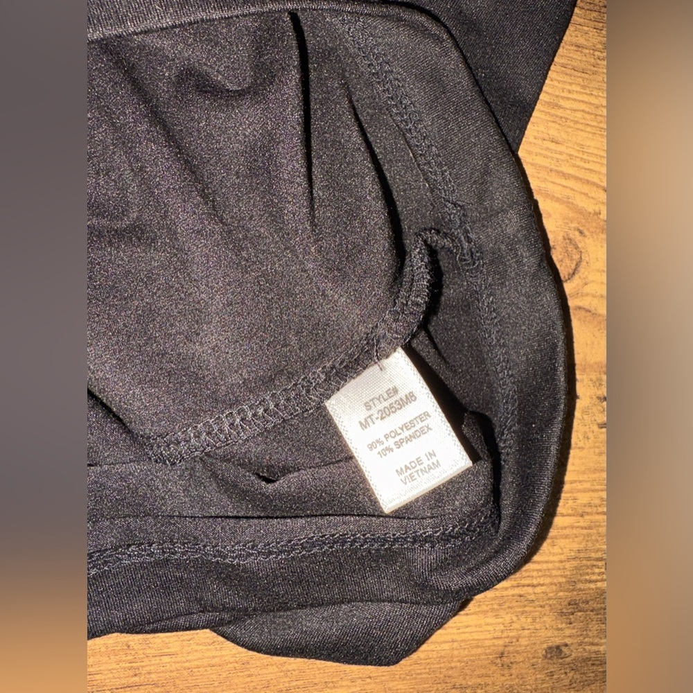 NWOT Zenana Soft Black Long Sleeve Woman’s Shirt - Picture 6 of 7